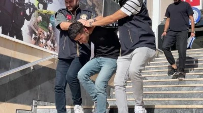 Annesinin canını başından vurarak aldı