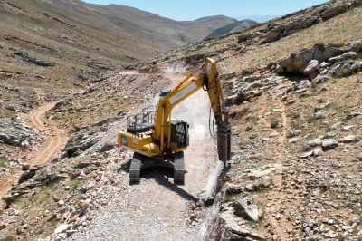 Antalya'da B&uuml;y&uuml;kşehir'den Yaylalara Yeni Yollar