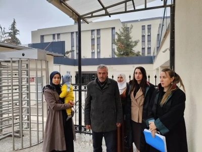 Aracına bomba koyan oğlunun tahliyesini istedi