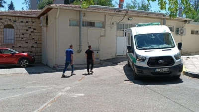 Aracında pompalı t&uuml;fekle vurulan Ahmet Arda, yaşam m&uuml;cadelesini kaybetti