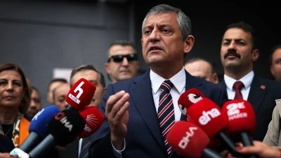 Aralarında CHP Genel Baskanı &Ouml;zel&rsquo;in de bulunduğu 12 milletvekili hakkındaki dokunulmazlık dosyası TBMM&rsquo;de