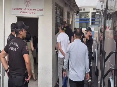 Aralarında profes&ouml;r ve do&ccedil;entlerin olduğu 'Bı&ccedil;ak Parası' operasyonunda 11 şahıs adliyede