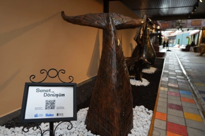 Ar&ccedil;elik&rsquo;in Back2Life Eserleri Eskişehir Sanat Sokağı&rsquo;nda