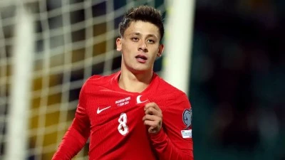 Arda G&uuml;ler, hedefi a&ccedil;ıkladı