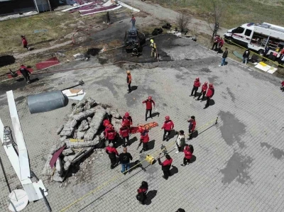 Ardahan &Uuml;niversitesi&rsquo;nde ger&ccedil;eğini aratmayan tatbikat
