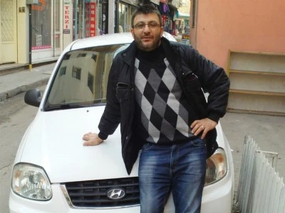 Arıların soktuğu mobilya ustası doğum g&uuml;n&uuml;nde &ouml;ld&uuml;