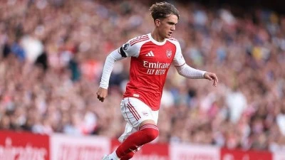Arsenal'de Max Dowman tarihe ge&ccedil;ti