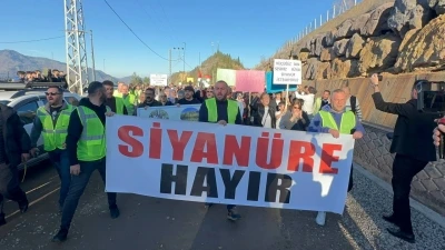 Artvin&rsquo;de siyan&uuml;r havuzlarına tepki y&uuml;r&uuml;y&uuml;ş&uuml;