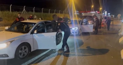 Asayiş uygulamasında ruhsatsız 4 tabanca ele ge&ccedil;irildi
