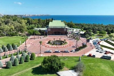 Atat&uuml;rk K&uuml;lt&uuml;r Parkı&rsquo;na Uluslararası Yeşil Bayrak &Ouml;d&uuml;l&uuml; Verildi