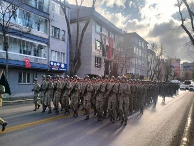 Atat&uuml;rk'&uuml;n Ankara'ya gelişinin 106'ncı yılı coşkuyla kutlandı