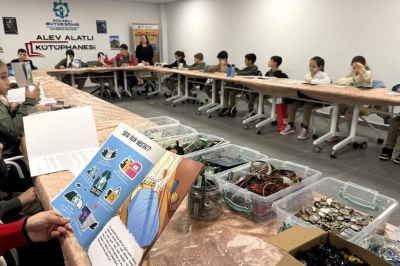 Atık Malzemeleri Sanata D&ouml;n&uuml;şt&uuml;rd&uuml;ler