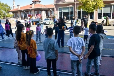 Avrupa'nın en g&uuml;zel meydanı Bursa Heykel oldu