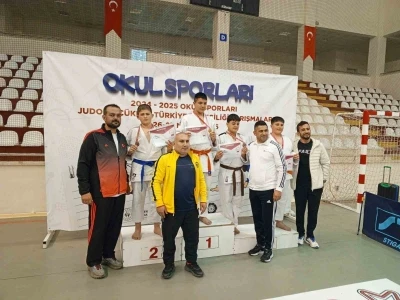Aybars Ali Akpınar, T&uuml;rkiye Judo Şampiyonası&rsquo;nda ikinci oldu
