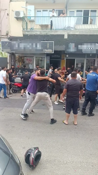 Aydın&rsquo;da esnaf ile vatandaş arasındaki kavga: 1'i polis 5 yaralı