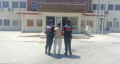 Aydın&rsquo;ın &uuml;&ccedil; il&ccedil;esinde aranan şahıslar yakalandı