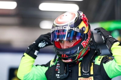 Ayhancan G&uuml;ven 9. Sırada Başladığı Yarışı Kazanarak 3. Zaferine Ulaştı