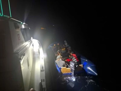 Ayvacık'ta 36 ka&ccedil;ak g&ouml;&ccedil;men yakalandı