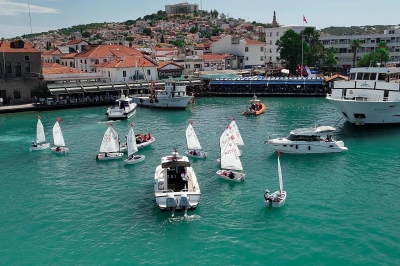 Ayvalık&rsquo;ta 99. Denizcilik ve Kabotaj Bayramı Coşkusu