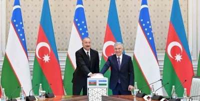 Azerbaycan Cumhurbaşkanı Aliyev, &Ouml;zbekistan Devlet Başkanı Mirziyoyev ile bir araya geldi