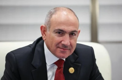 Azerbaycan, Paşinyan'ın u&ccedil;ağının hava sahasını kullanmasına izin verdi