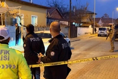 Baba-oğul bir evde vurulmuş olarak bulundu