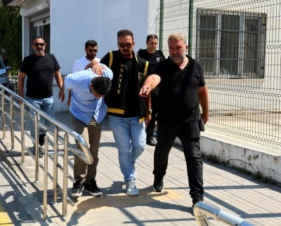 Baba ve oğlunu &ouml;ld&uuml;rd&uuml;; "&Ouml;n yargılı olmayın" dedi