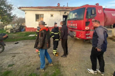 Babaeski&rsquo;de ev yangını: 1 &ouml;l&uuml;, 1 yaralı