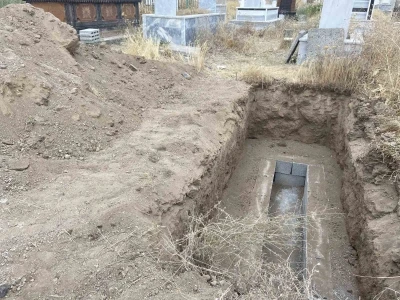 Babası tarla s&uuml;rerken trakt&ouml;rden d&uuml;şen &ccedil;ocuk hayatını kaybetti