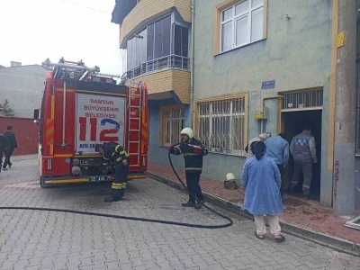 Bafra&rsquo;da yangın paniği
