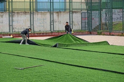 Bursa Bağlarbaşı spor tesisleri yenileniyor