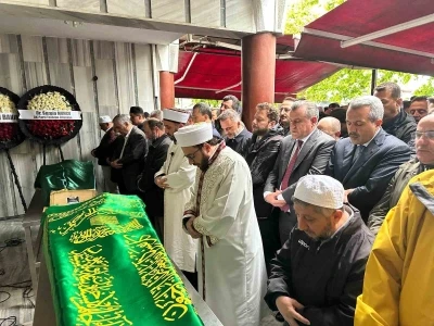 Bakan Bak, Rize Milletvekili Muhammed Avcı&rsquo;nın babasının cenazesine katıldı
