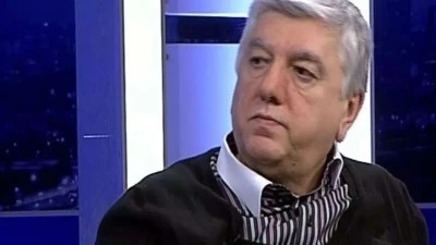  Bakan Bak&rsquo;tan spor yazarı Faik &Ccedil;etiner i&ccedil;in taziye mesajı