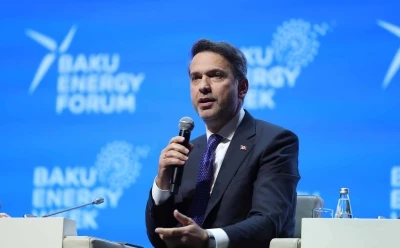 Bakan Bayraktar'dan Bak&uuml;'de enerji g&uuml;venliği vurgusu