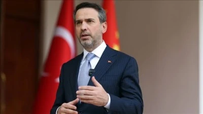 Bakan Bayraktar: Karadeniz'deki 785 milyar metrek&uuml;pl&uuml;k doğal gaz keşfimiz, T&uuml;rkiye'nin i&ccedil; &uuml;retim g&ouml;r&uuml;n&uuml;m&uuml;n&uuml; k&ouml;kten değiştirdi