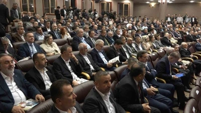 Bakan Bolat, Bursa&rsquo;da iş adamlarıyla bir araya geldi