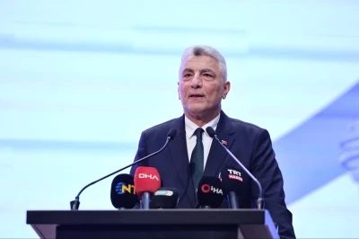 Bakan Bolat: H&uuml;rm&uuml;z'den gidemeyen &uuml;r&uuml;nler boru hatları ve karayoluyla taşınacak