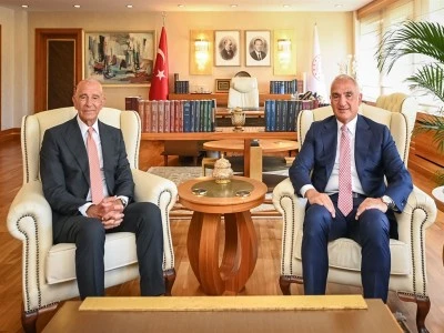 Bakan Ersoy, ABD B&uuml;y&uuml;kel&ccedil;isi Barrack&rsquo;ı kabul etti