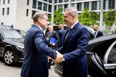 Bakan Fidan: "İsrail&rsquo;in K&uuml;resel Sumud Filosu&rsquo;na m&uuml;dahalesi korsanlıktır"