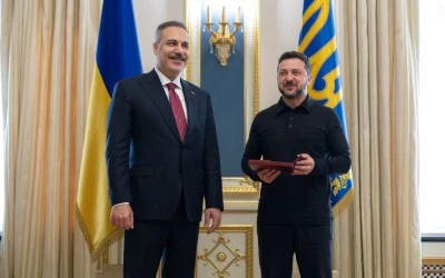 Bakan Fidan, Ukrayna Devlet Başkanı Zelenskiy  ile g&ouml;r&uuml;şt&uuml;