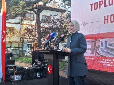 Bakan G&ouml;ktaş: Kalkınma gen&ccedil;lerin hayallerini ger&ccedil;ek kılarak m&uuml;mk&uuml;nd&uuml;r