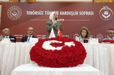 Bakan G&ouml;ktaş: "Ter&ouml;r&uuml;n olmadığı yerde, huzur, barış ve g&uuml;&ccedil;l&uuml; aile olur"