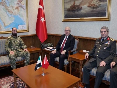 Bakan G&uuml;ler, Suriye Genelkurmay Başkanı Na'san ile g&ouml;r&uuml;şt&uuml;