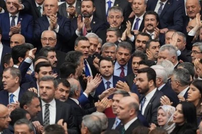 Bakan G&uuml;rlek: "Adaletin tecellisi adına hizmet yolunda kararlılıkla ve azimle &ccedil;alışmaya devam edeceğiz"
