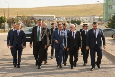 Bakan Kacır&rsquo;dan Roketsan&rsquo;a ziyaret