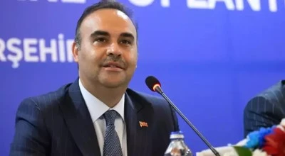  Bakan Kacır: Yıllık ihracatımız 269,4 milyar dolara y&uuml;kseldi