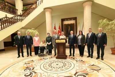  Bakan Mahinur &Ouml;zdemir G&ouml;ktaş Bursa'da...