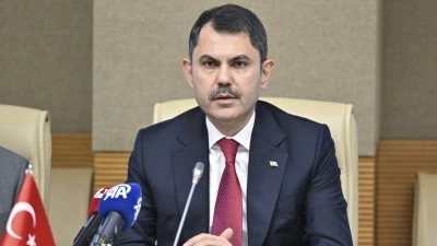 Bakan Murat Kurum: Deprem b&ouml;lgesinde; yılsonuna kadar evine girmeyen kimseyi bırakmayacağız