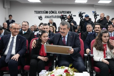 Bakan Tekin Beyaz Baston Haftası Kapsamında &Ouml;ğrencilerle Buluştu