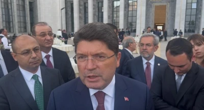 Bakan Tun&ccedil;, gazetecilerin sorularını yanıtladı